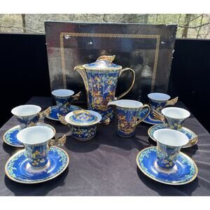 Gorgeous Versace Geschenkserie Primavera Coffee Tea Set Cups Saucers Cream & Pot